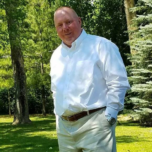 Meet your Posher, Dennis - Picture 1 of 1